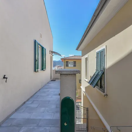 Casa La Rosa Apartment